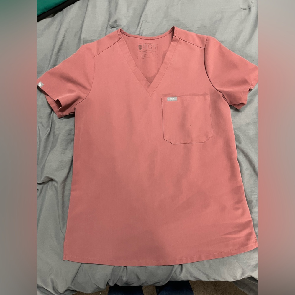 Figs Catarina scrub top in mauve